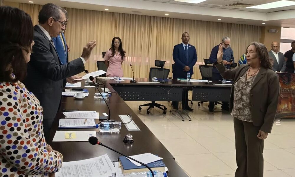 Ana Lucía Beltré es seleccionada miembro suplente del Consejo Universitario de la UASD