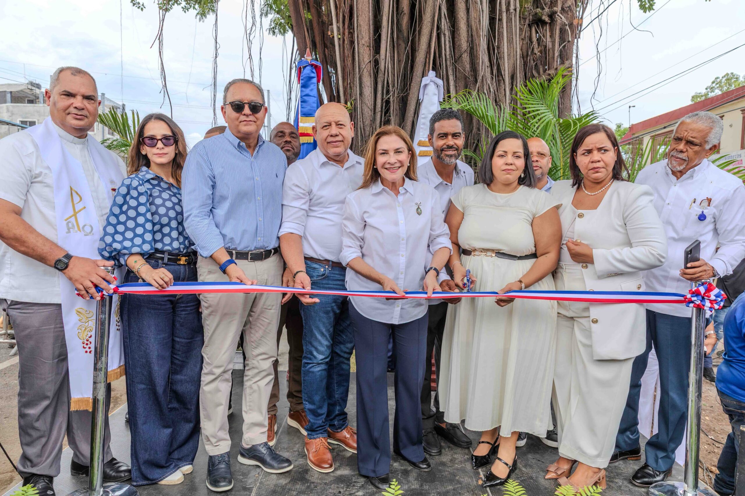 Carolina Mejía durante la inauguración del bulevar Pedro Livio Cedeño en Santo Domingo.