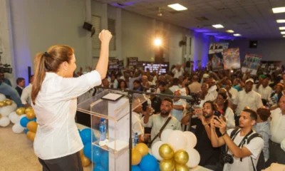 Carolina Mejía juramenta comando de campaña en circunscripción con 273 mil electores
