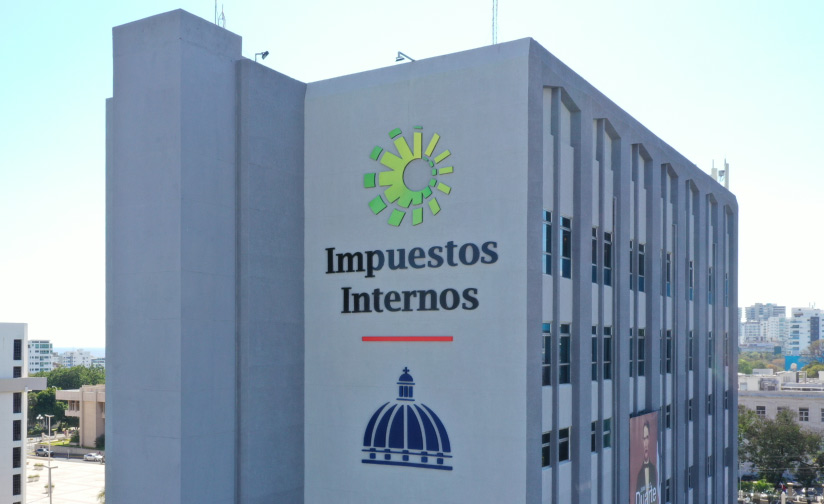 Facturación electrónica obligatoria para contribuyentes en República Dominicana según la DGII.