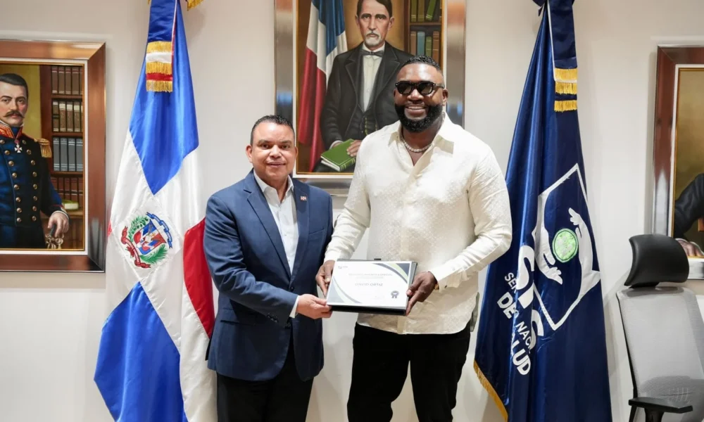 David Ortiz invita a la ciudadanía a participar en la gran Caminata por la Salud Mental