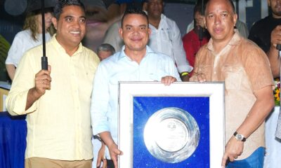 Director del SNS es reconocido por la Asociación de Sóftbol de Sánchez Ramírez