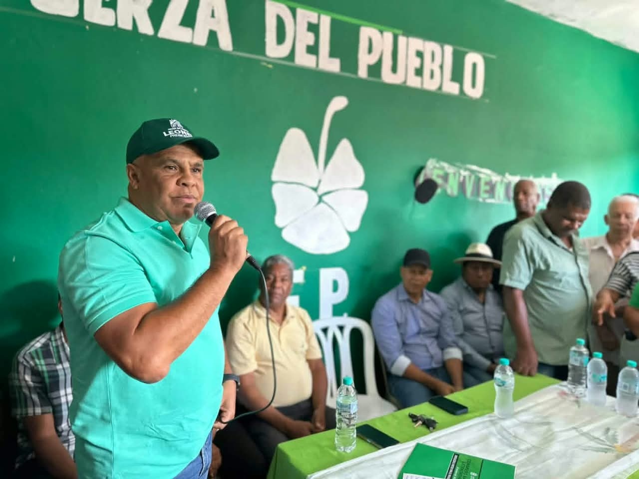 FP BARAHONA denuncia crisis en el sector avícola por importaciones masivas
