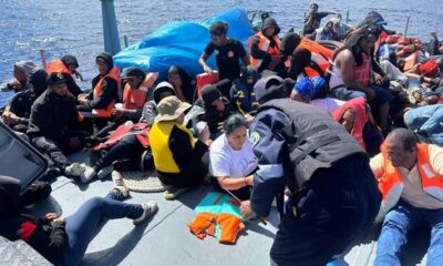Guardia Costera de EE.UU. rescata a 61 migrantes de una embarcación cerca de República Dominicana