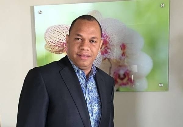 Miguel Florián denuncia proliferación irregular de bancas de lotería en Barahona y pide aplicar la ley