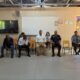 Nelson Espinosa Féliz durante las gestiones institucionales para buscar una solución al conflicto que mantiene paralizada la docencia en la escuela Fidelina Féliz Matos.