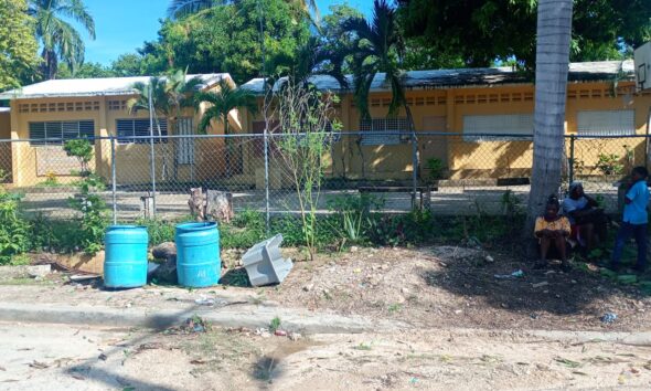 Paralizan docencia en liceo de Los Blancos por falta de almuerzo