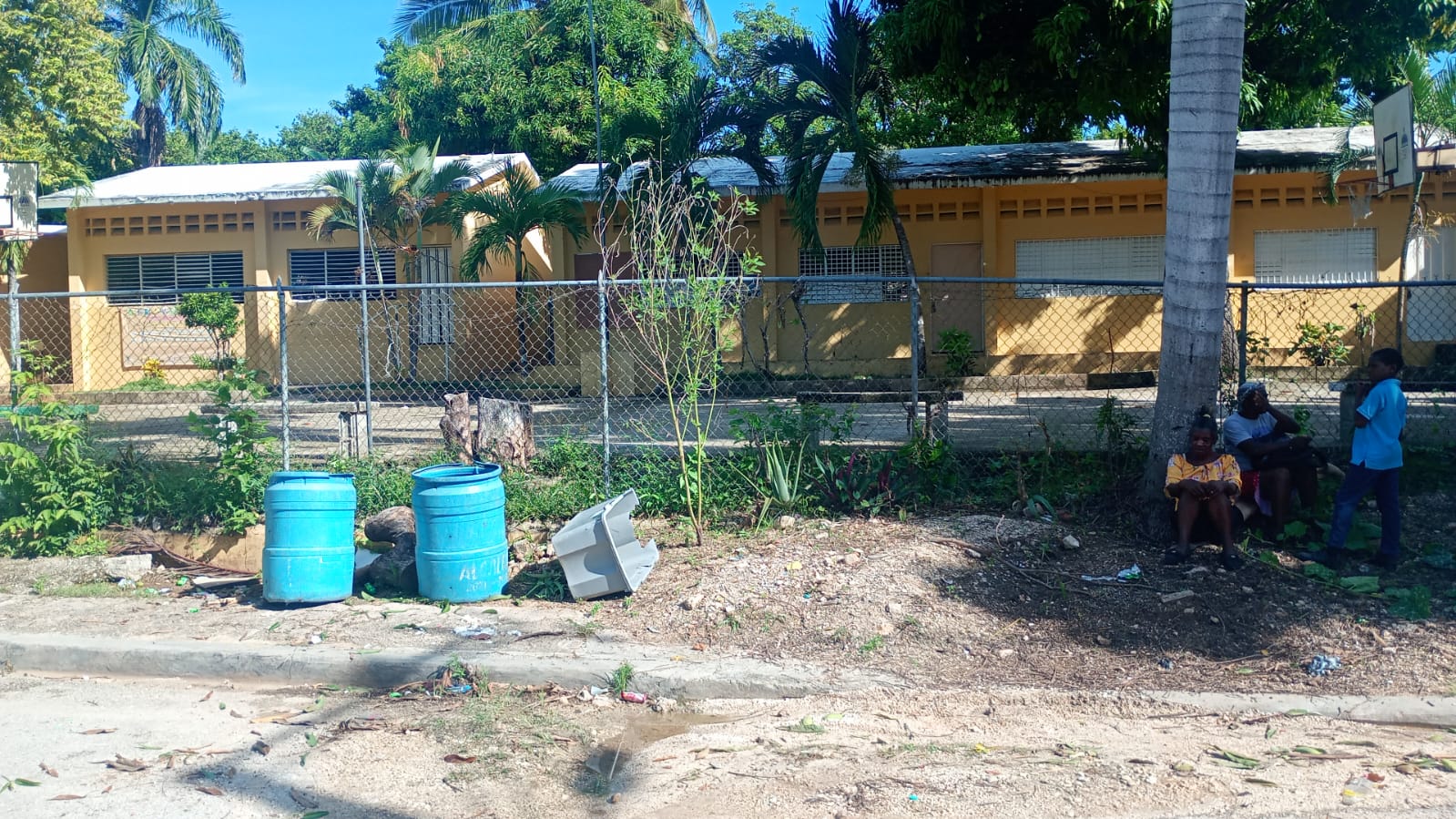 Paralizan docencia en liceo de Los Blancos por falta de almuerzo