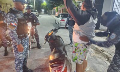 Policía logra entrega voluntaria de ocho personas en Barahona