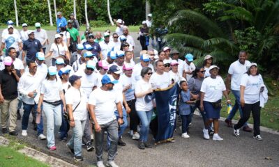 SNS realiza primera caminata por la salud mental y destaca aumento de camas para atención especializada