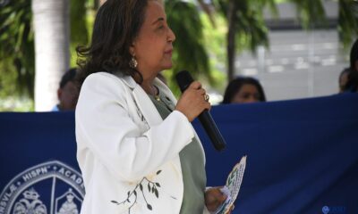UASD Recinto Barahona y organizaciones sociales marchan en favor de la salud mental