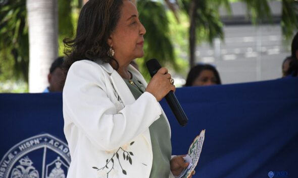 UASD Recinto Barahona y organizaciones sociales marchan en favor de la salud mental