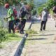 Brigadas municipales realizan labores de limpieza en Punta Palma, Barahona.