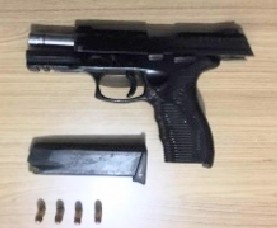 policia-apresa-dos-personas-armas-fuego-sur